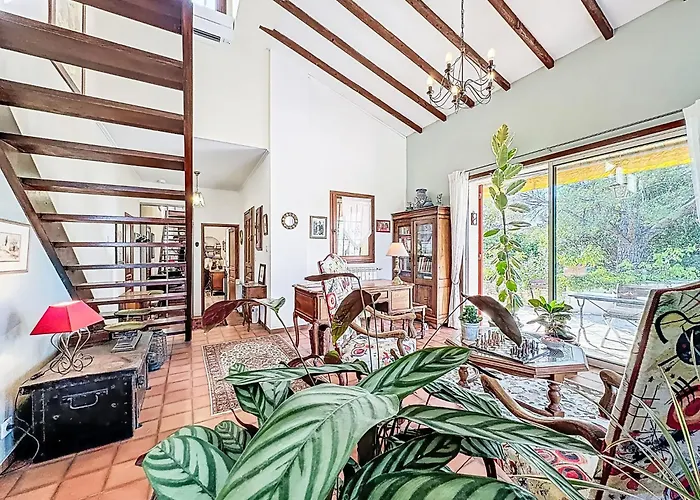 Les Olivettes By Interhome