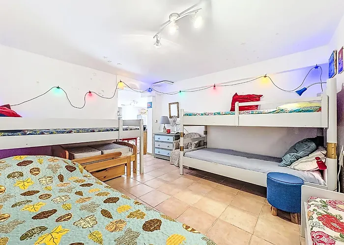 Les Olivettes By Interhome Nîmes