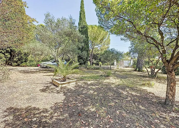 Les Olivettes By Interhome Ferienhaus Nîmes